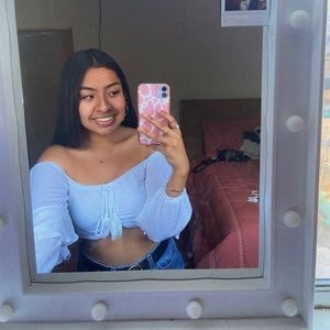 Meet your Posher, Mayra